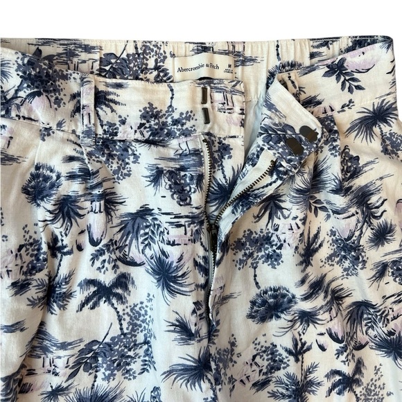 Abercrombie & Fitch Tailored Linen Blend Palm Tree Print Pants Blue and White - Picture 3 of 10